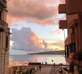 Naples Luxury Suites B&B